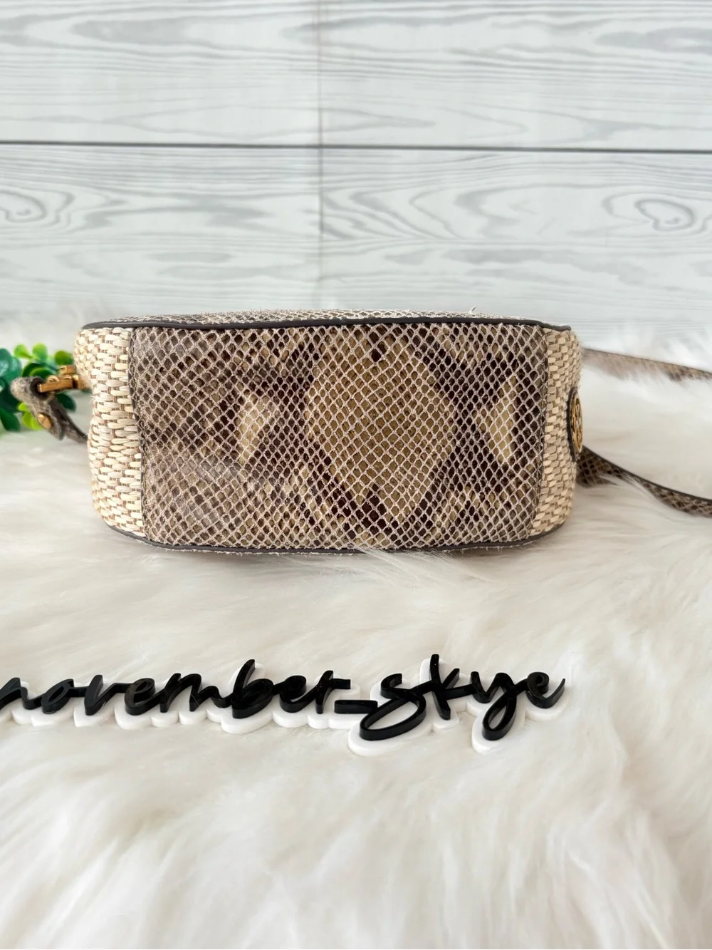 Tory Burch 797 Medium‎ Natural Raffia Snakeskin Print Flap Satchel Shoulder Bag.